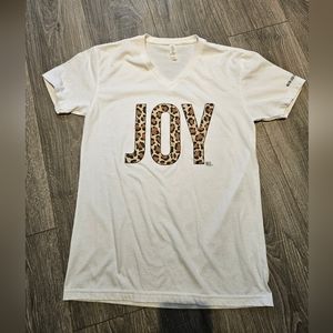 Boutique Joy Leopard Print Short-Sleeve T-Shirt size small 🐕🛍